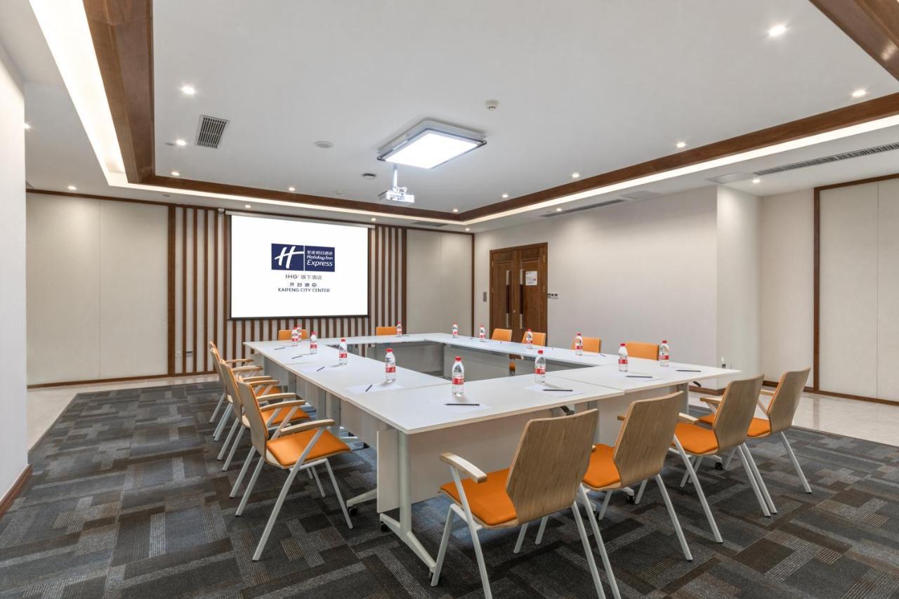 Holiday Inn Express Kaifeng City Center By Ihg Exterior photo