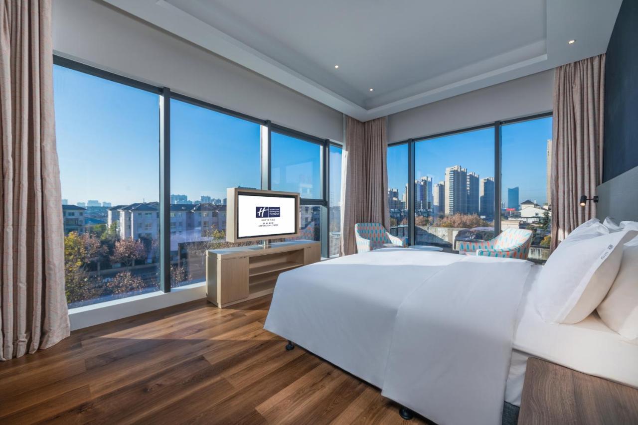 Holiday Inn Express Kaifeng City Center By Ihg Exterior photo