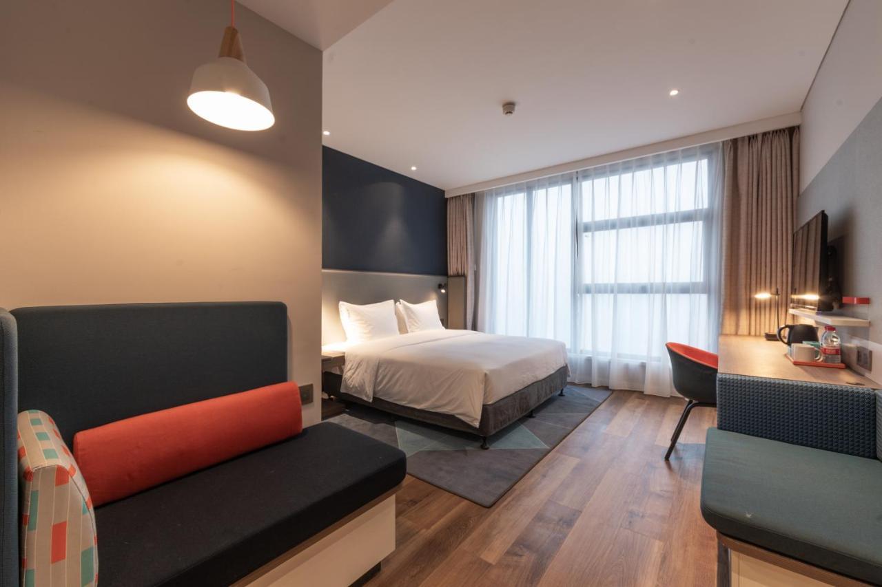 Holiday Inn Express Kaifeng City Center By Ihg Exterior photo