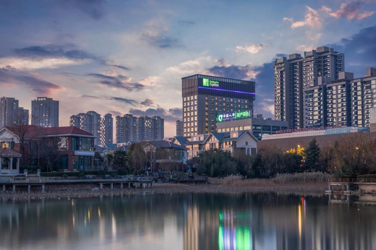 Holiday Inn Express Kaifeng City Center By Ihg Exterior photo